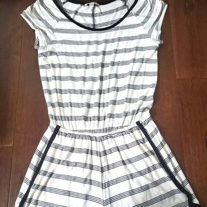 American eagle cotton romper size small in black and white